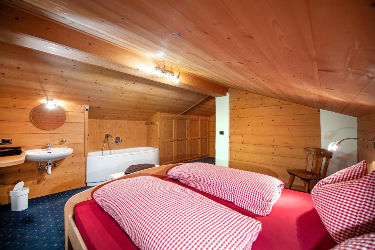 Agriturismo Apartments Tuene Ortisei Exterior photo