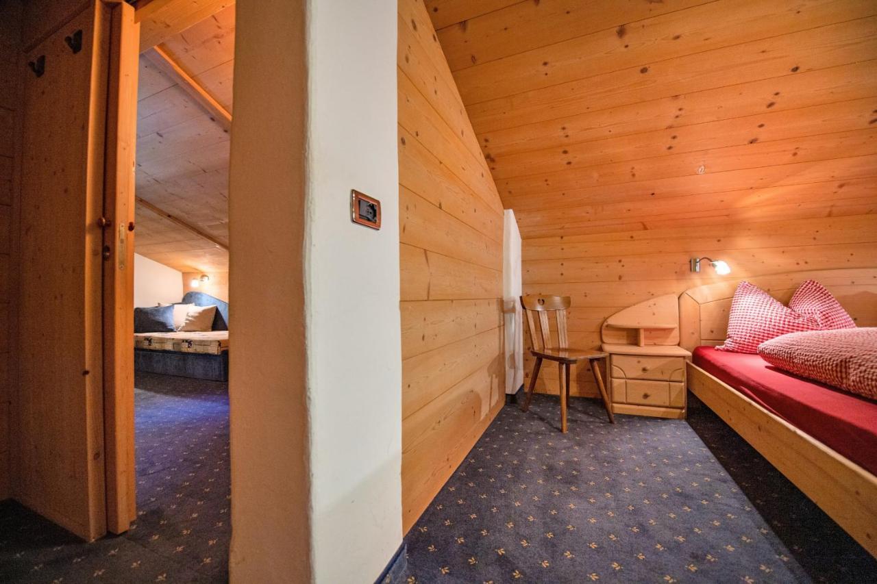 Agriturismo Apartments Tuene Ortisei Exterior photo