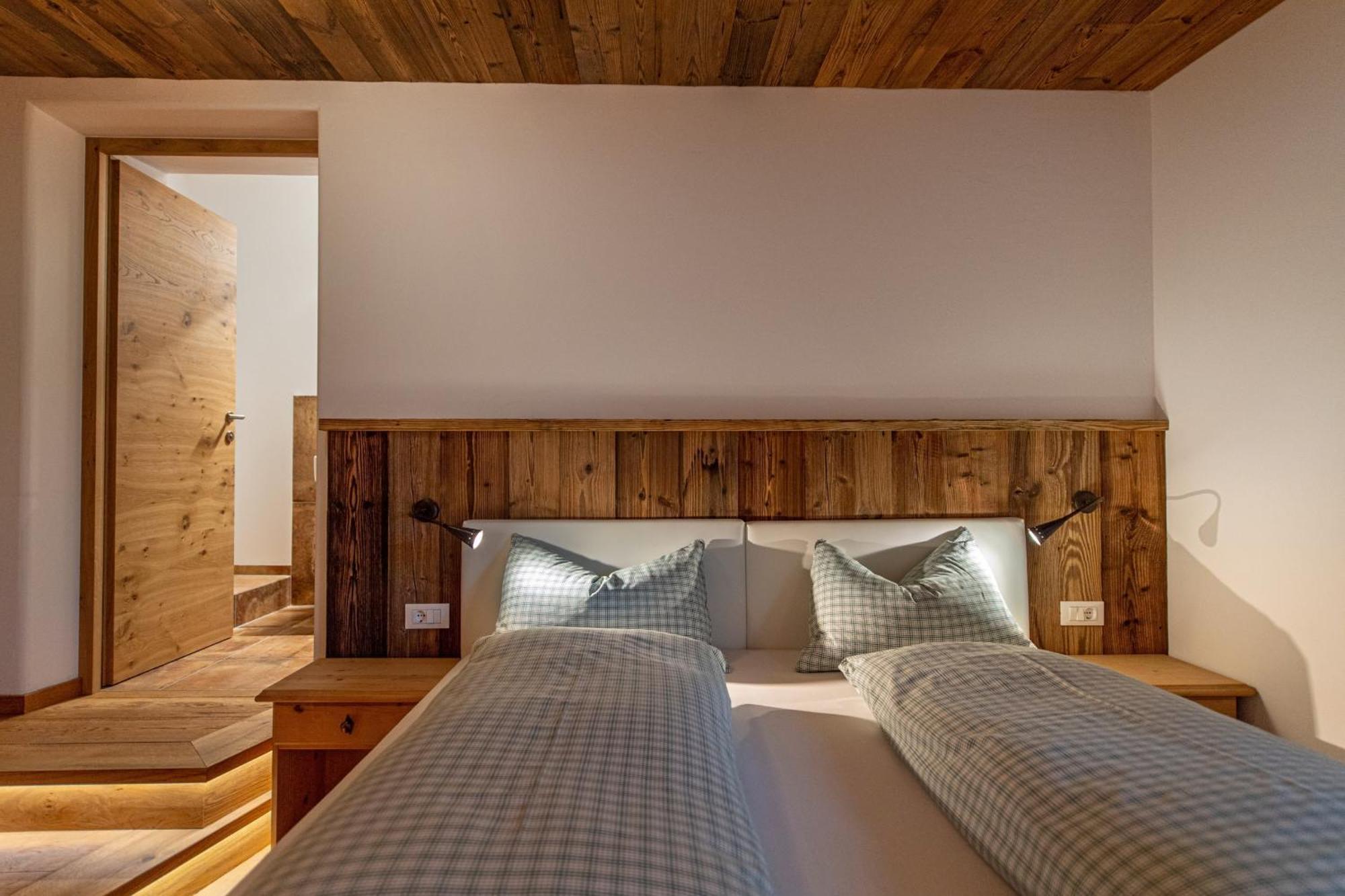 Agriturismo Apartments Tuene Ortisei Exterior photo
